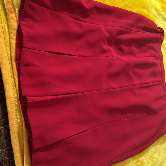 Red two piece suit Jones Studio. Jacket size 18W Skirt size 20W pleated bottom. - Picture 2 of 3